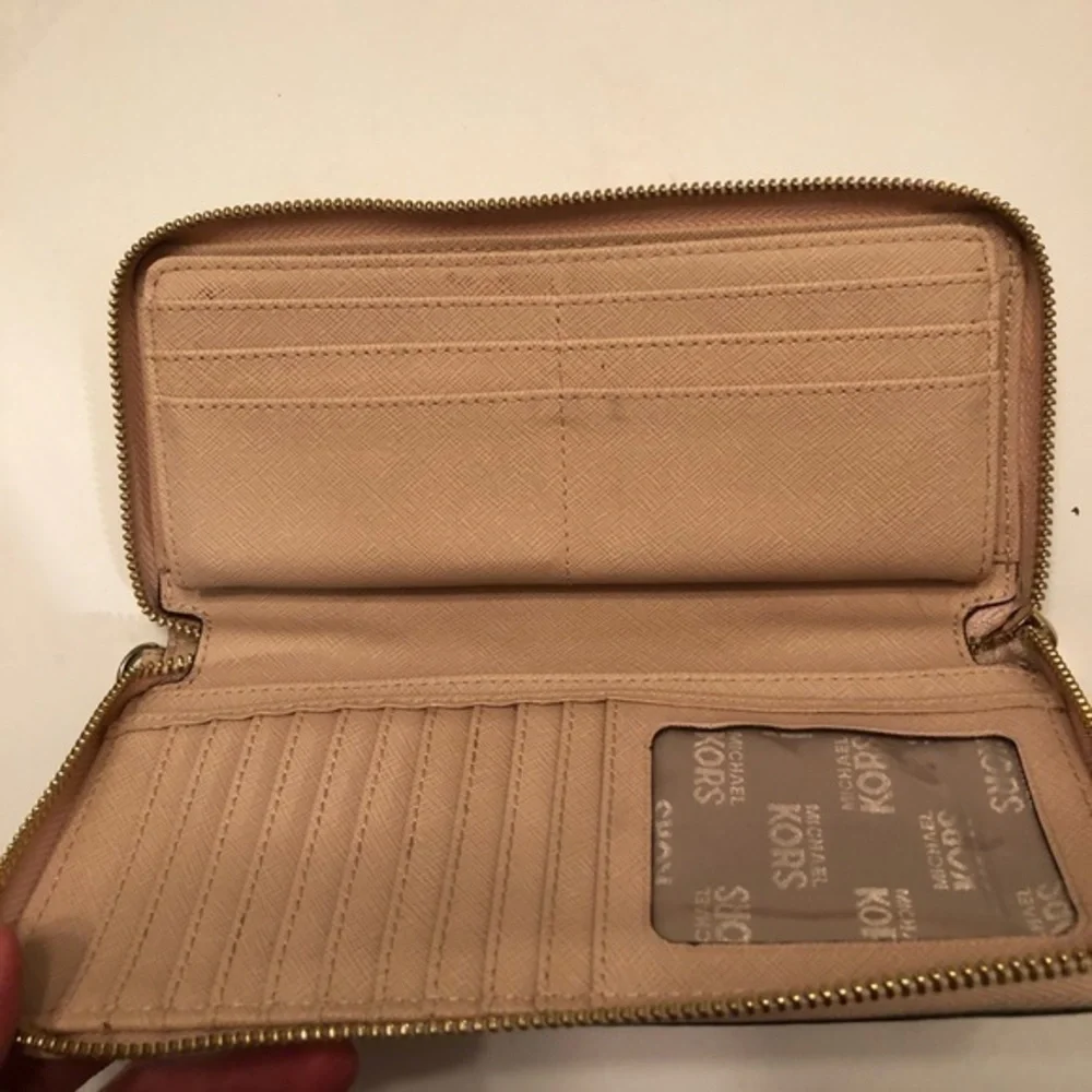Michael kors leather wallet clutch light pink